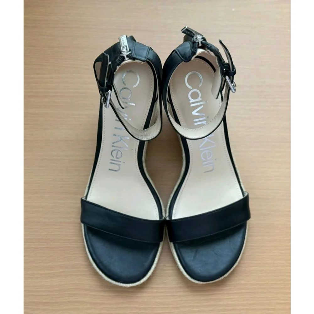 CALVIN KLEIN WOMEN LEATHER Zippered Strap Espadrille Wedge Sandal - 10 M BLACK